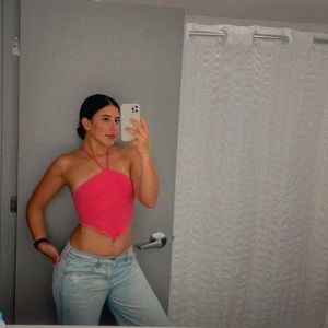 Meet your Posher, Pamela